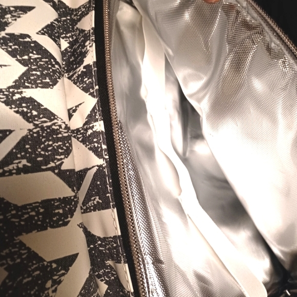 Kelty Backpack Chevron stripes & everything. - Picture 5 of 12